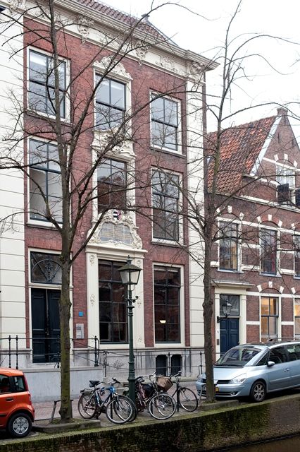 Fundatie van Renswoude Delft - Oude Delft 49 - Delft